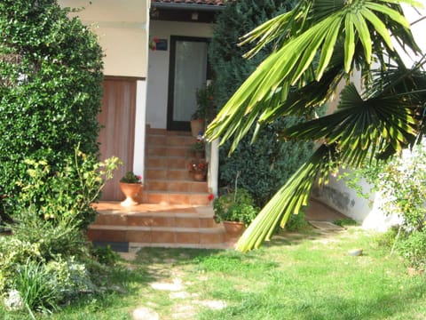 Apartment "Katja" mit Balkon Apartment in Banjole