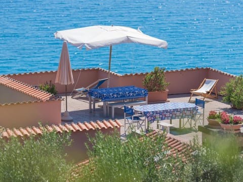 Wohnung mit Parkplatz und Panoramablick Apartment in Finale Ligure