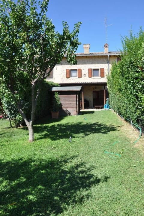 in Carlotte mit Eigenem Garten Vacation rental in Lake Garda