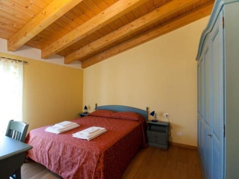Wohnung mit Jacuzzi und Terrasse Apartment in Lake Garda