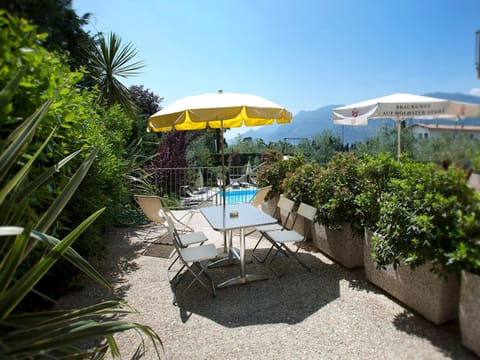 Zwei-Zimmer-Wohnung mit teilweisem Seeblick Apartment in Malcesine