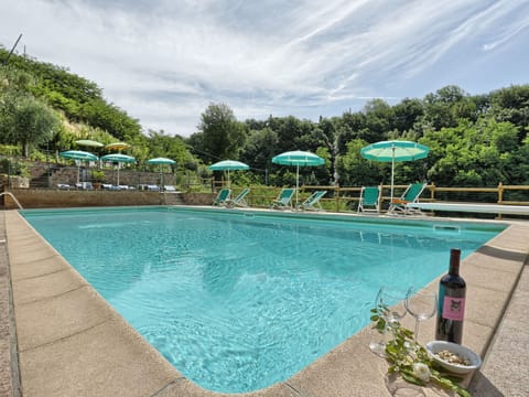 'Historic Palace' mit Terrasse Vacation rental in Tuscany