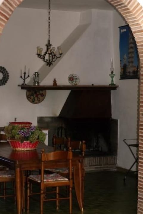 Wohnung 'Rose' mit Terrasse Apartment in Tuscany