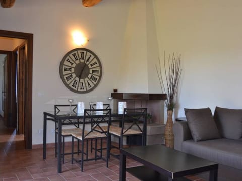 Superior Drei-Zimmer-Wohnung mit Garten und Pavillon Apartment in Tuscany