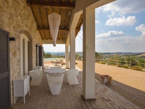 Traumhaftes Anwesen mit Schwimmbad in Meernähe Vacation rental in Lazio