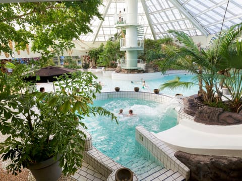 Pool Indoor