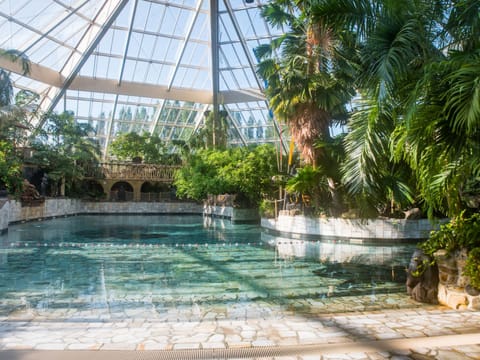 Pool Indoor