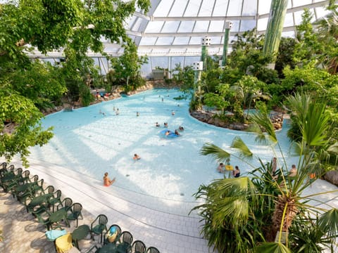 Pool Indoor