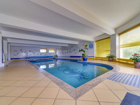 Pool Indoor