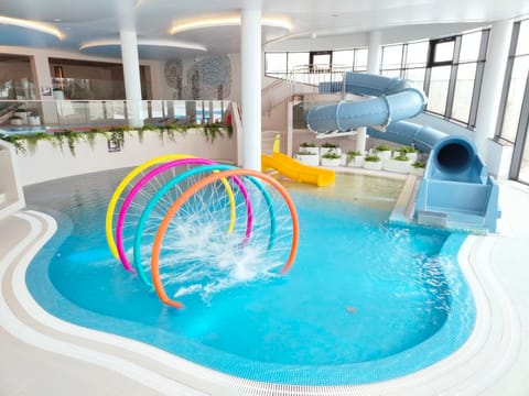 Pool Indoor