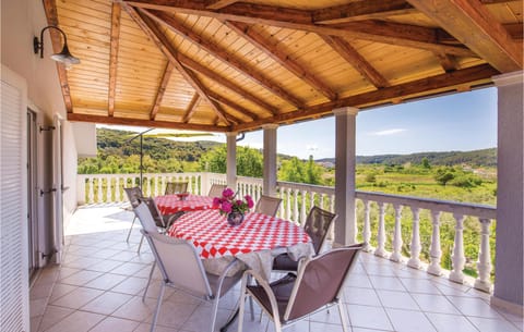 balcony-terrace