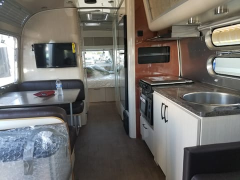 2018 Airstream International Serenity! Rimorchio trainabile in Dennis Port
