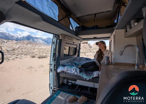 Mercedes 4x4 All-Inclusive Luxury Pop-Top Campervan Drivable vehicle in North Salt Lake