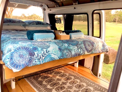 Mystical Mermaid - Manual Campervan in Byron Bay