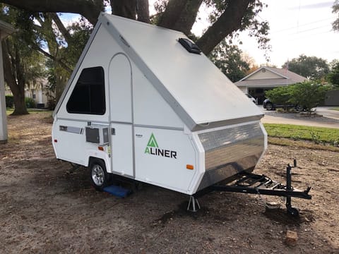 2013 A-Liner Easiest Setup Possible, Any Car can Tow w/AC & Comfortable Bed Towable trailer in Orlando