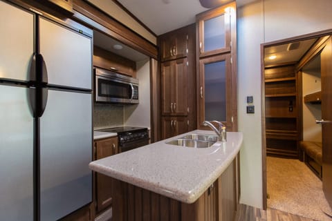 2018 Montana Mountaineer Towable trailer in Abbotsford