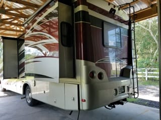 35 foot,  3 slides comfortable RV with bunk beds that sleeps 8 people. It reminds me of an apartment on wheels. 