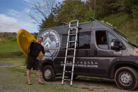 Roof rack & ladder system for boats