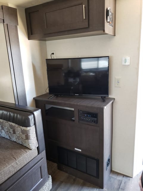 2018 Forest River Cruise Lite Towable trailer in Apple Valley