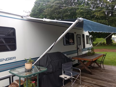 Great 20' long awning great for sitting out or BBQ