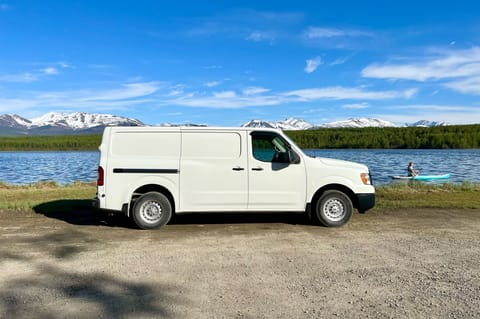 2015 Nissan NV 1500 Van aménagé in Anchorage