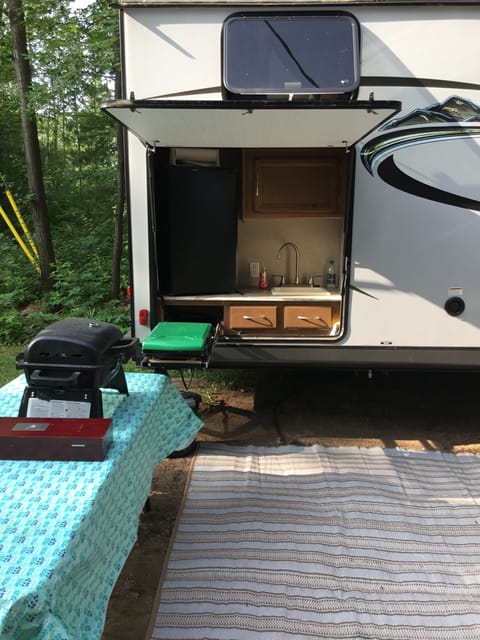 All Inclusive Camping!* Towable trailer in Havelock-Belmont-Methuen