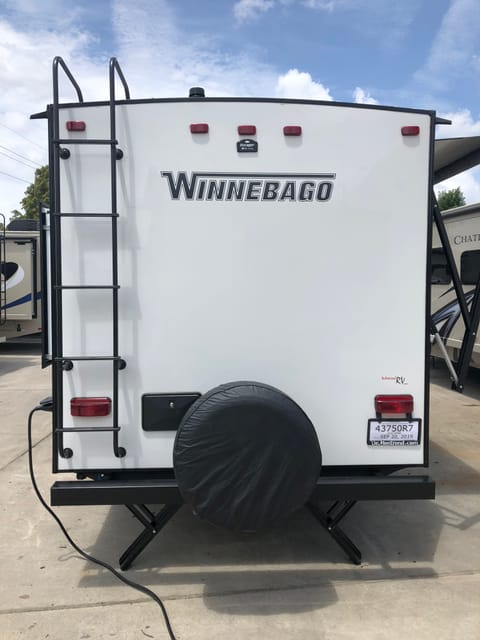 2020 Winnebago Micro Minnie Ziehbarer Anhänger in Missouri City