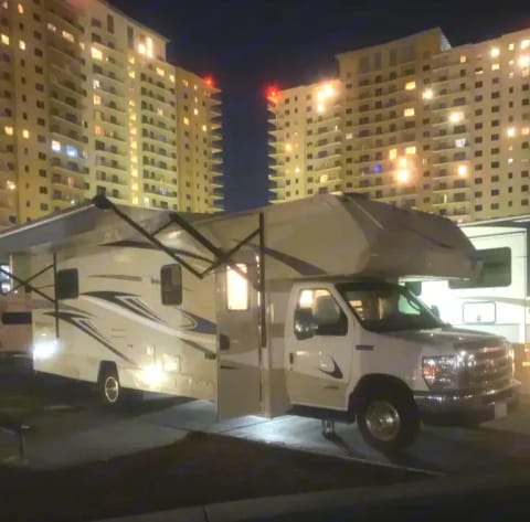 The perfect RV for your Urban Adventures