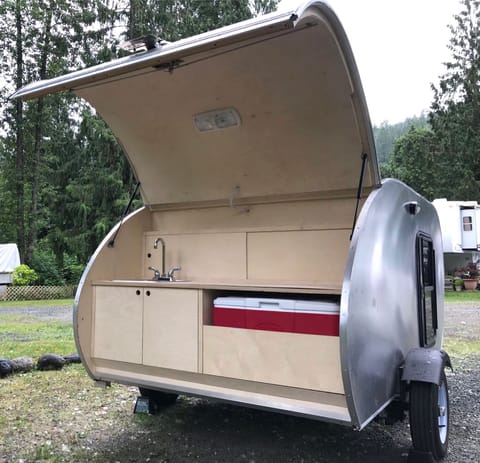 2017 Nestor Camp Teardrop Trailer Towable trailer in Vancouver