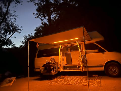2002 Chevrolet Van Conversion Campervan in Sunset Cliffs