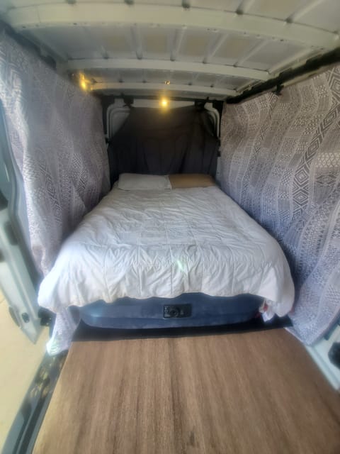 2019 Mercedes-Benz sprinter Campervan in Northglenn