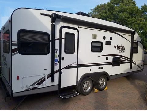 My other trailer, Available for rental -
https://ca.outdoorsy.com/rv-rental/brockville_on_ca/2015_gulf-stream_vista-cruiser_185359-listing