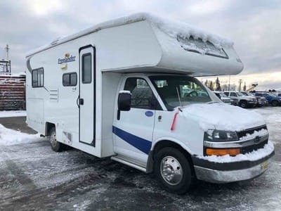 2608 Coachmen Freelander 26ft Fahrzeug in Anchorage
