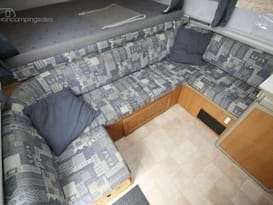 2004 Jayco Swan Outback Towable trailer in Eltham