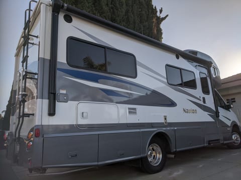 2019 Winnebago Mercedes Luxury Turbo Drivable vehicle in Laguna Hills