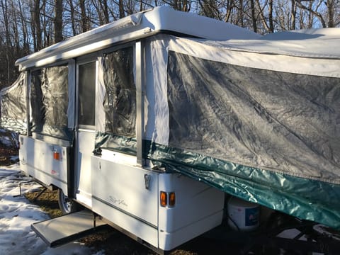 Coleman Grand Tour Sun Valley / Delivery & Set-up Available Towable trailer in Tunkhannock Township