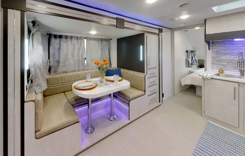 2019 Travel Lite EVOKE -- Modern, Brand New Beautiful Trailer-- KING Sz Bed Towable trailer in Capistrano Beach