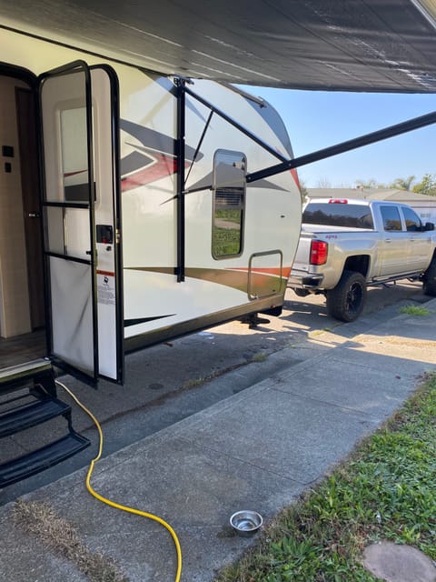 2018 Pacific Coachworks Blaze'N Towable trailer in Fairfield