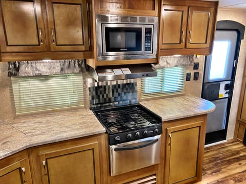 0 - 2018 Coachmen Catalina - "zer0" Towable trailer in Lubbock