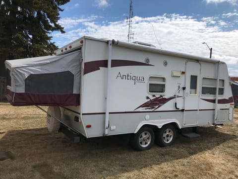 2007StarcraftAntiguaHybrid Towable trailer in Thunder Bay