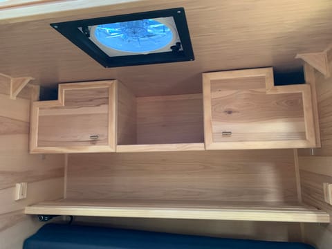 rear interior cabinets/shelves
