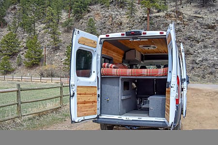 Dodge Promaster- SUMMIT Edition OA4 Campervan in Evergreen