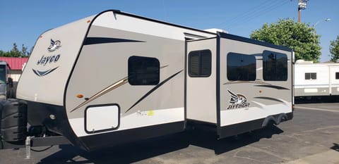 2019 JAYCO JAYFLIGHT Towable trailer in Orange