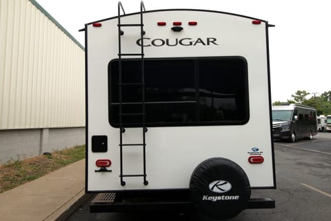 2021 Keystone Cougar Half-Ton Tráiler remolcable in Harrisburg