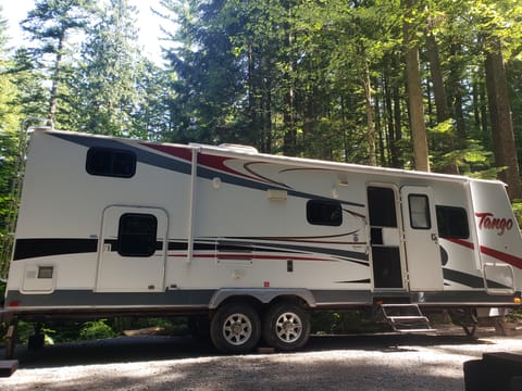 2010 Pacific Coachworks Tango Tráiler remolcable in Port Coquitlam