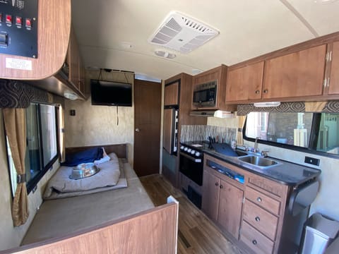 2020 Northwood  Nash 22H Towable trailer in Greeley