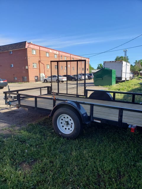 6x12 Flatbed Utility Trailer w/ Treated wood Tráiler remolcable in Denver