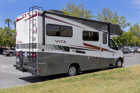 2020 WINNEBAGO VITA 24F