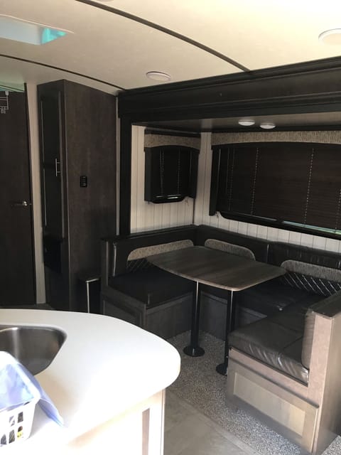 2019CrossroadsSunsetTrailSuperLite Tráiler remolcable in Prince Albert