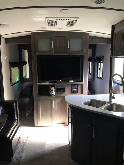 2019CrossroadsSunsetTrailSuperLite Tráiler remolcable in Prince Albert